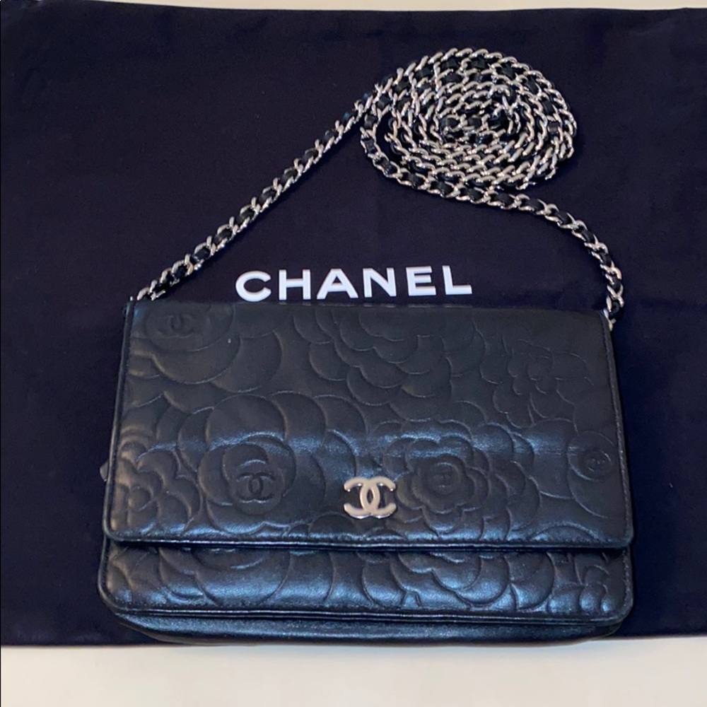 Chanel Wallet on Chain